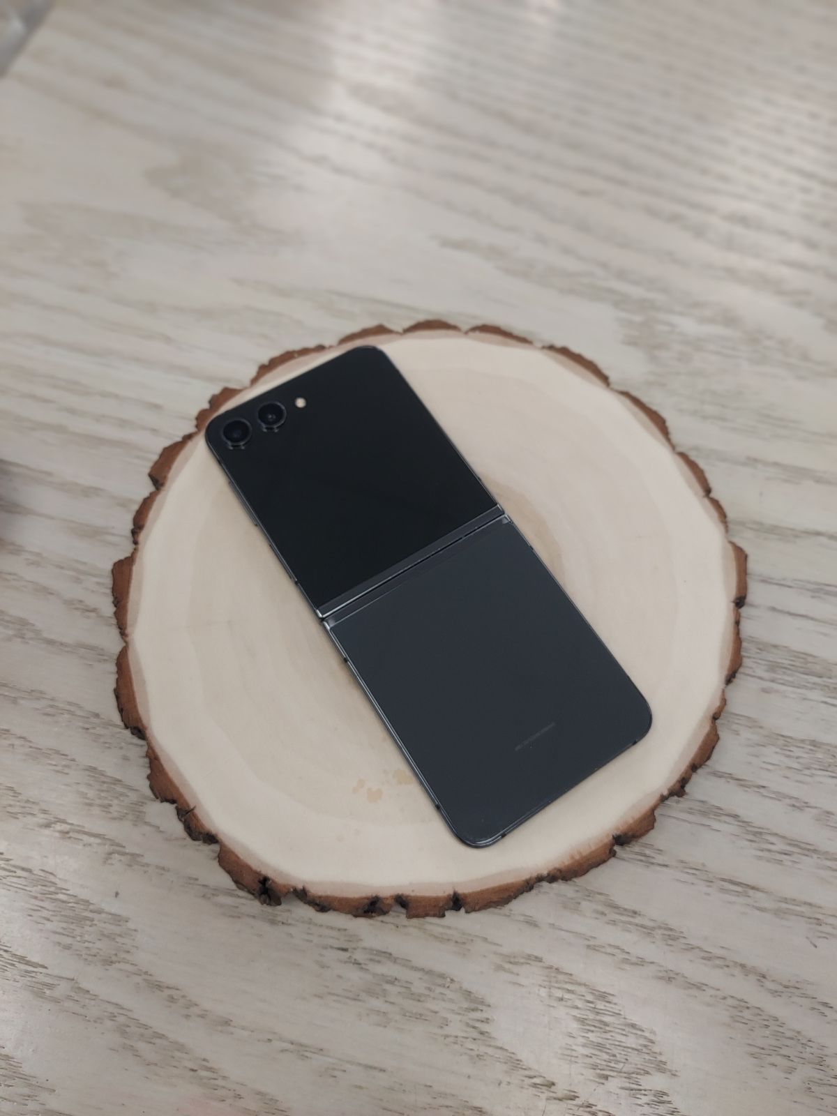 Z Flip 5 Just Dropped! Starting today form $379 or $1 Down โ Save Over $600 with 1-Year Warranty