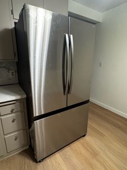 Samsung Bespoke AI French Door Refrigerator - BRAND NEW!