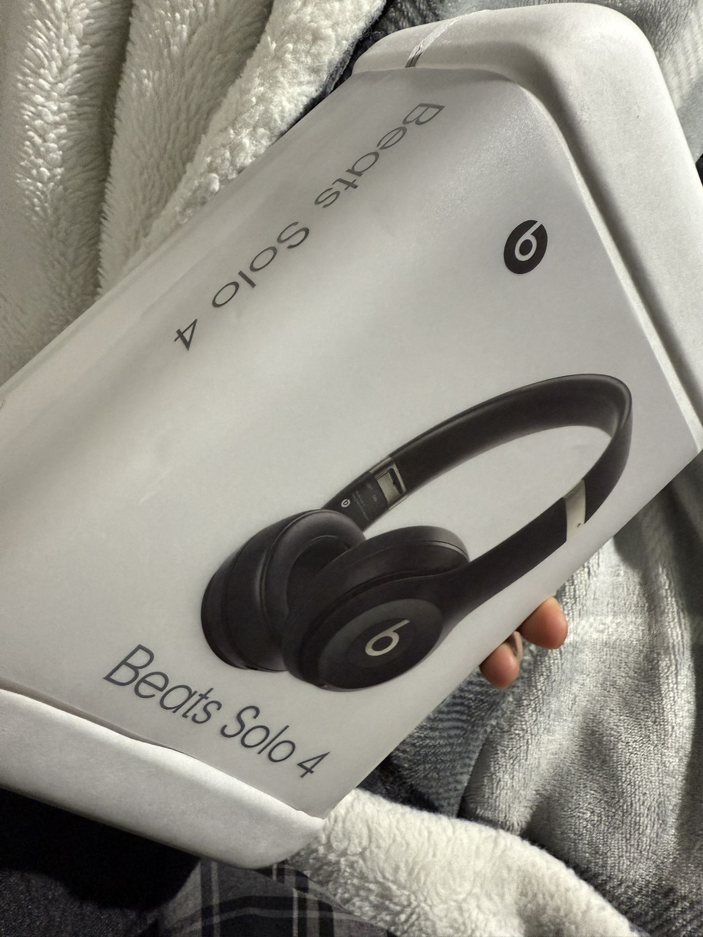 Beats Solo 4s