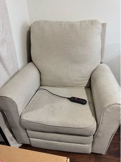 Farmhouse beige power lift recliner