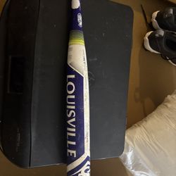 Louisville Slugger Girls Bat 