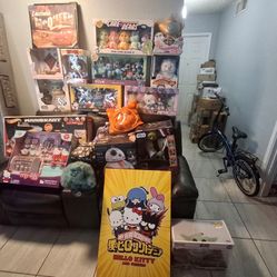 MASSIVE GARAGE SALE ON APRIL 3RD, 4TH, & 5TH FRIDAY SATURDAY AND SUNDAY   WILL BE HAVING HOT WHEELS, SUPER TREASURE HUNTS, POKEMON, 