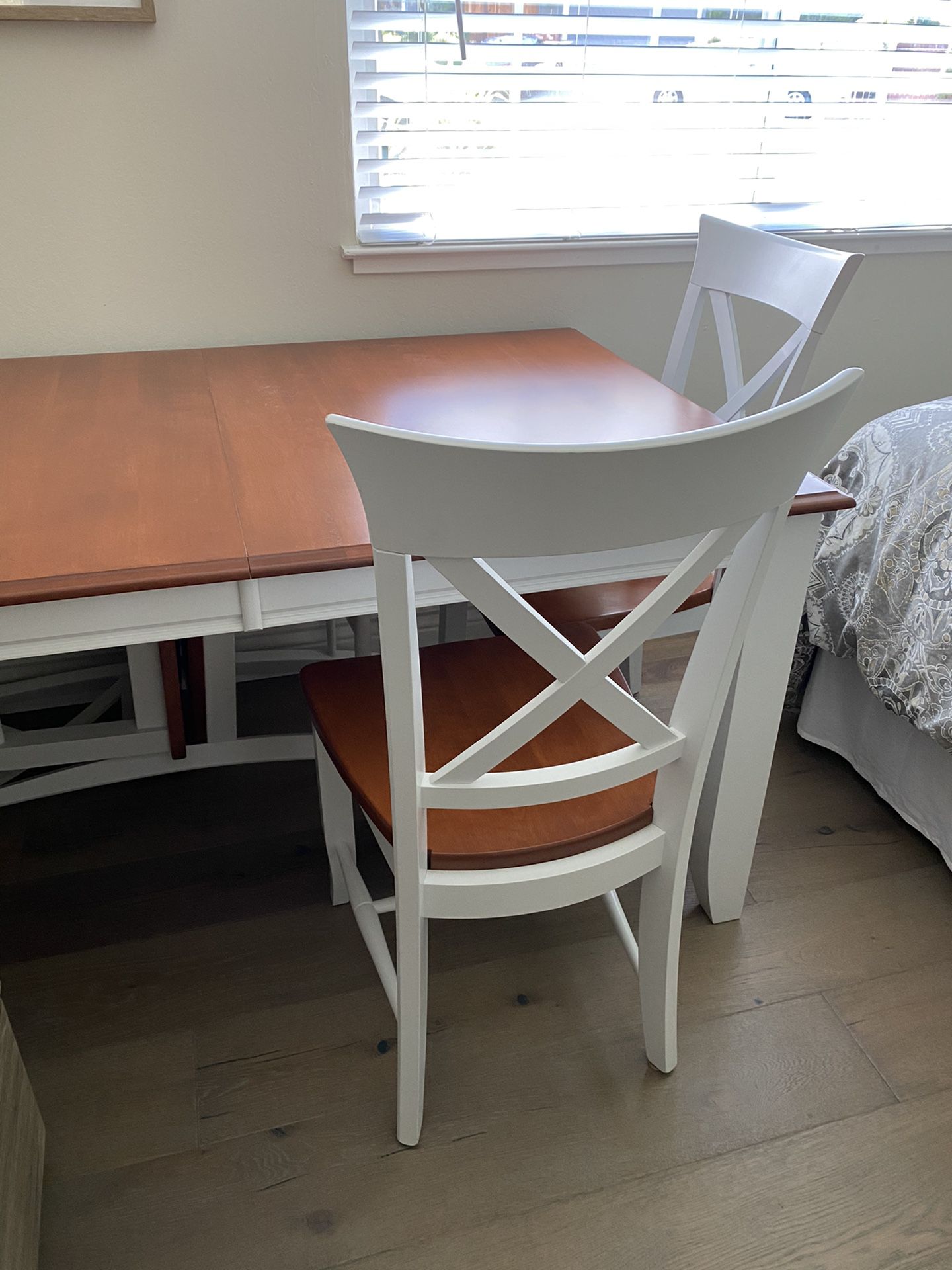 Kitchen/Dining Table Set - Like New