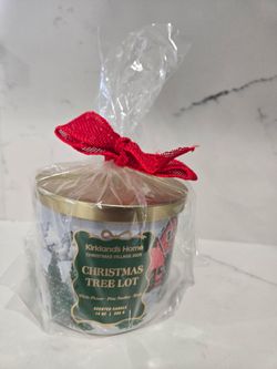 Kirkland's Home Christmas Tree Lot Scented Candle 14 oz