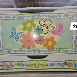 Cabbage Patch Vintage Toy Box