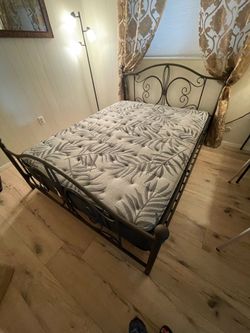 Queen size bed frame and mattress