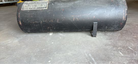 Air tank