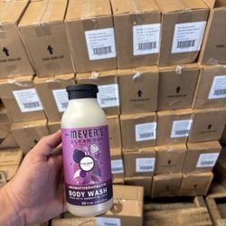 MRS. MEYER'S CLEAN DAY Moisturizing Body Wash Plum Berry