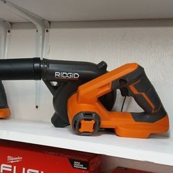 RIDGID New Soplador. Compacto