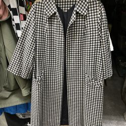 Vintage 1950s Jack Bloom California Black Cream 3/4 Sleeve Swing Coat