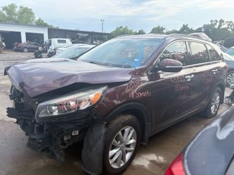 2018 Kia Sorento 2.4L 2wd For Parts