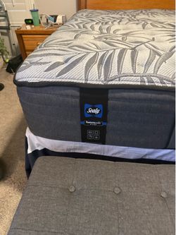 King size mattress