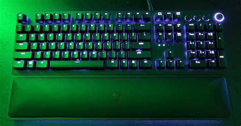 Razer Huntsman Elite Keyboard + Wrist Rest