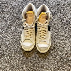 Nike  Blazers ( No Box )