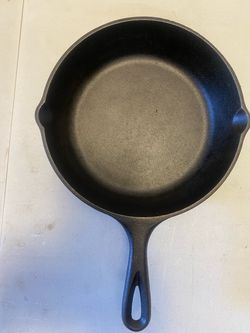 Lodge #6 Cast Iron Skillet