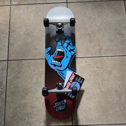 SANTA CRUZ SKATEBOARD SIZE 8.25 