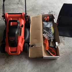 Black Decker 13amp And Electric String Trimmer 