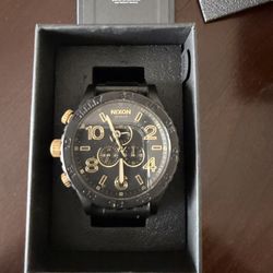 Great Condition NIXON 51-30 Chrono - Matte Black / Gold - Matte Black / Gold