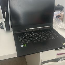 BROKEN GAMING LAPTOP