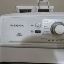Insignia NS-FDRE67WH8A Dryer And NS-TWM41WH8A Washer