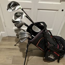 TaylorMade Golf Clubs Set