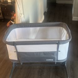 AMKE Newborn Bassinet 