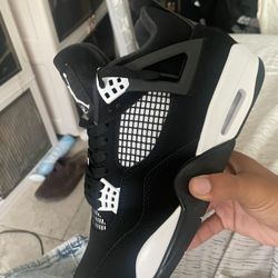 brand new jordan 4 
