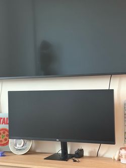 LG 34 Inch Monitor Cracked