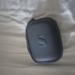Sennheiser Ear New 