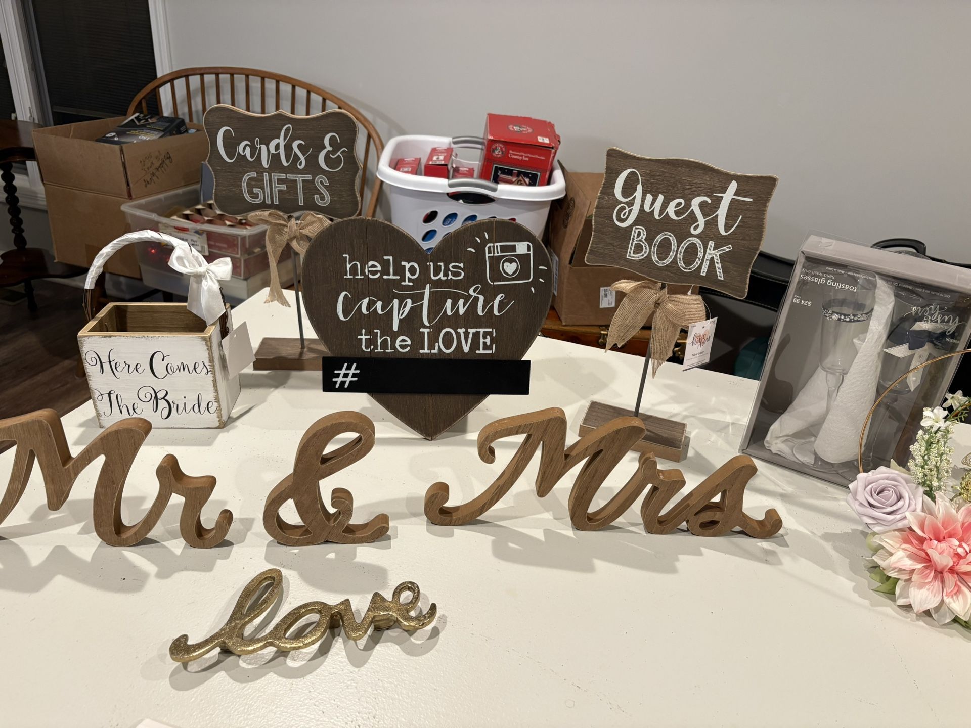 Various wedding decorations selling as a lot  Awesome reception accessories brand new  Rustic  