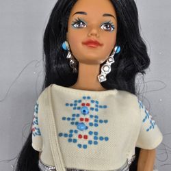 Vtg Native American Barbie Special Edition Dolls of the World 1992 Mattel