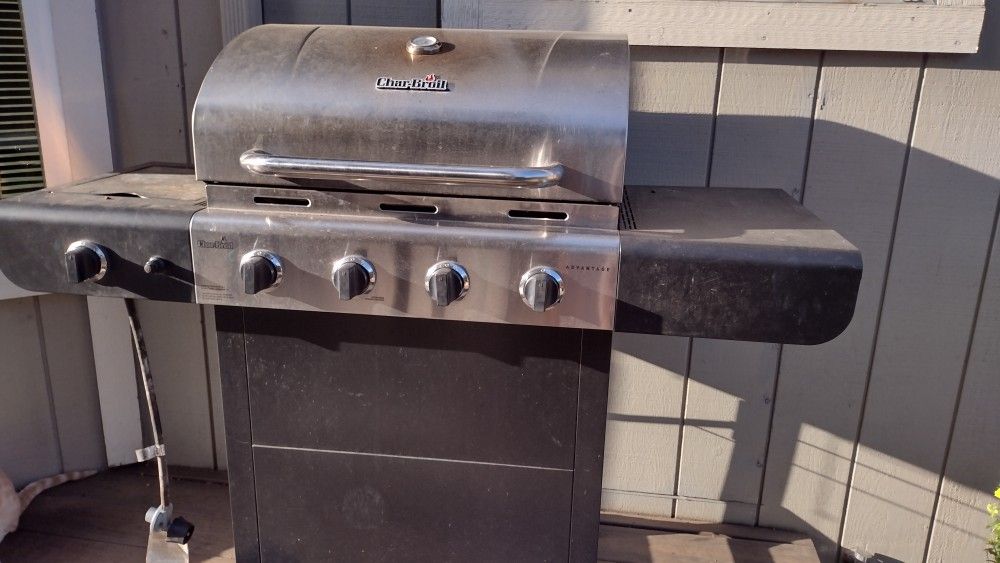 Charbroil Grill