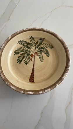 Home trends palm tree plates