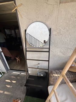 Mirror/shelf