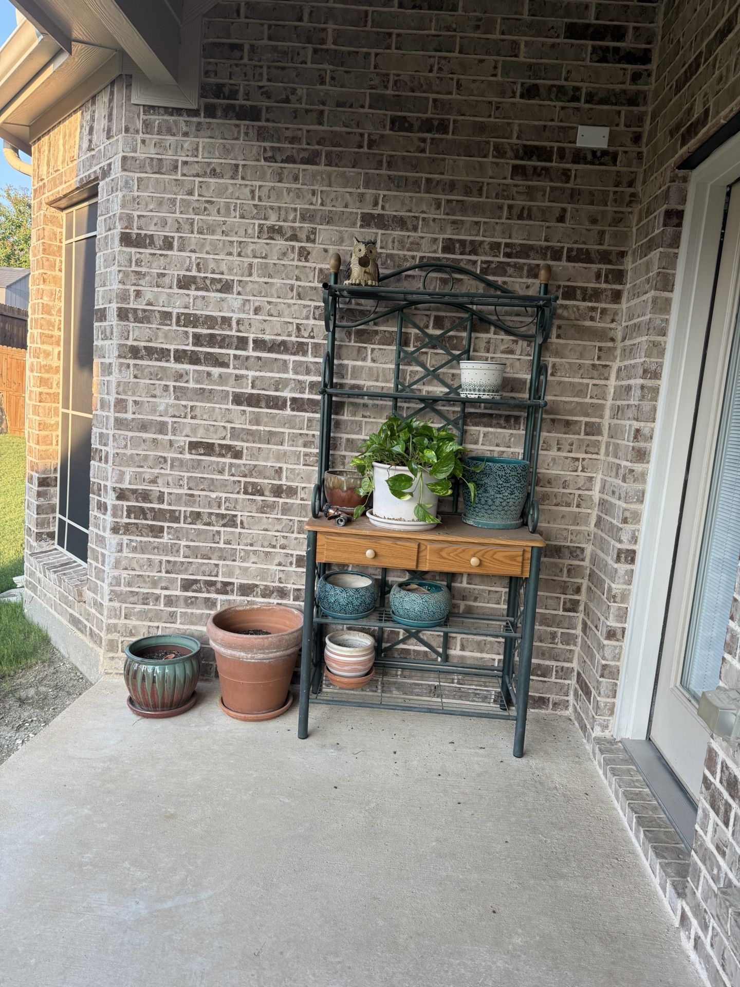 Bakers Rack And Flower Pots