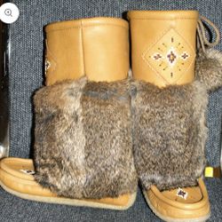 Moose Hide Mukluks Boots Size 7 - 13 inch shaft