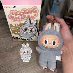 AUTHENTIC POP MART Labubu The Monsters Exciting Macaron Vinyl - Sea Salt Coconut