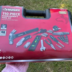 Husky 110 Piece Tool Kit