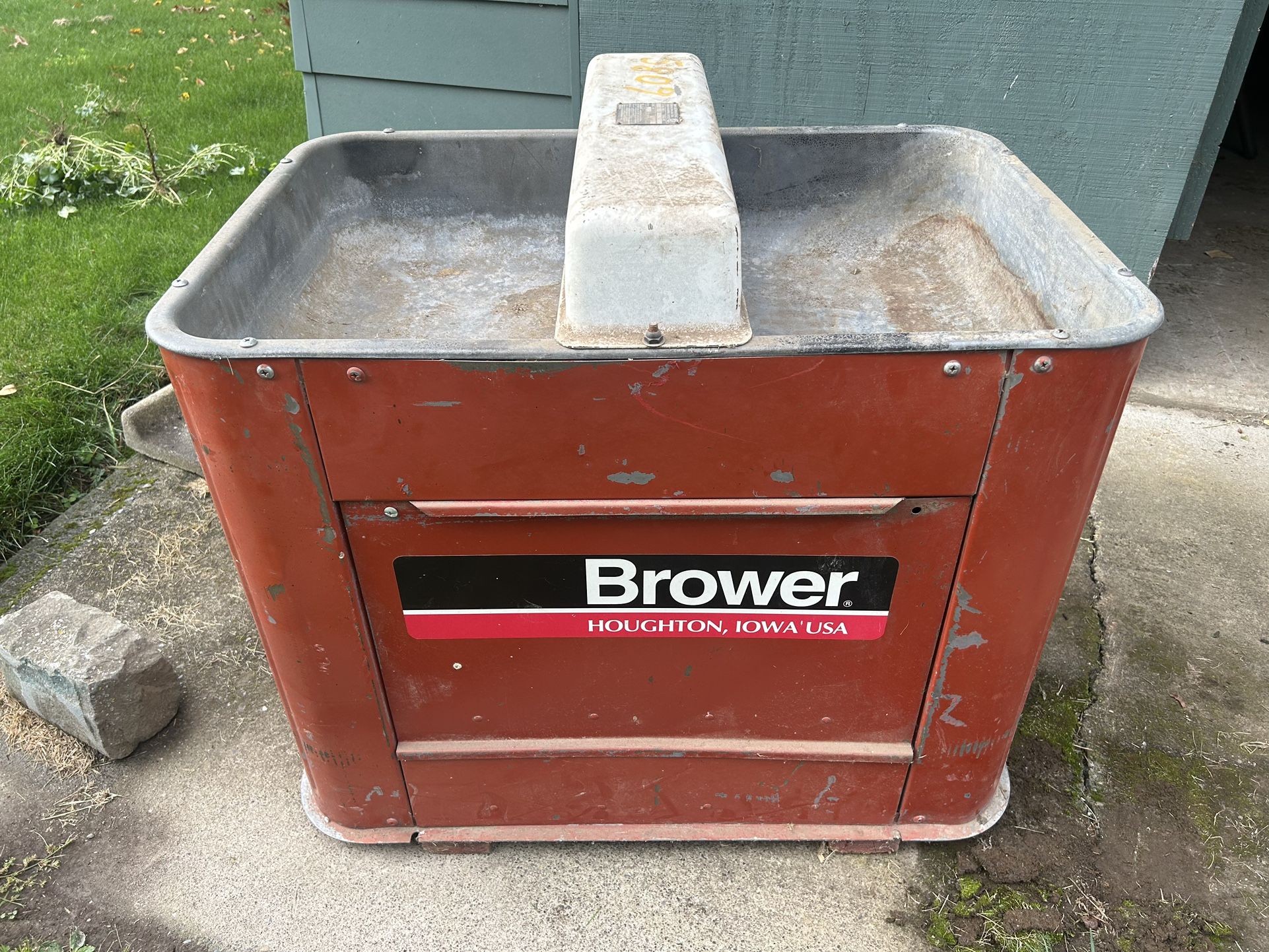 Frost Free Livestock Water Trough