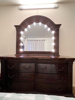 Bedroom set