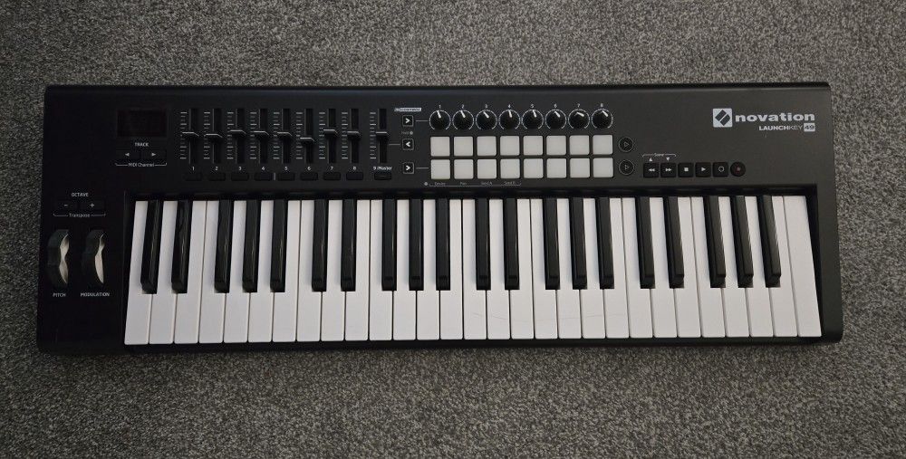 Novation Keyboard Midi Controller