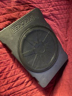 Kicker Hideaway thin subwoofer