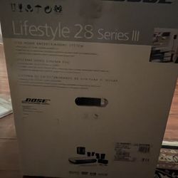 Lifestyle 28 series III Bose Speakers Brand New (OBO) 