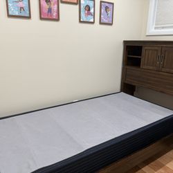 Twin Bed With Box Spring 