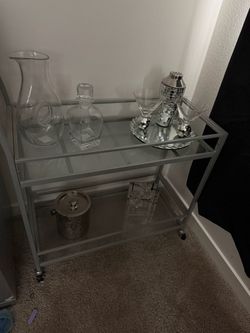 MIRRORED BAR CART