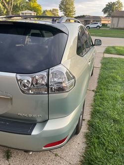 2005 Lexus rx330 216xxx mile runs and drives good everything change one year-old tires $4600
