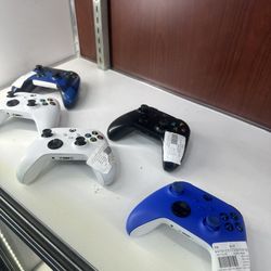 Xbox Controllers 