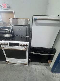 Café Stove Range And Dishwasher NEW 