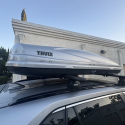 THULE Atlantis 1800 XT, Silver (firm price please)