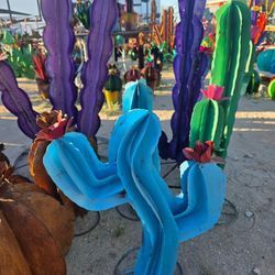 🌺Fun Cactus Sculptures🌵Southwest Style for Your Yard🏜POTTERY 
